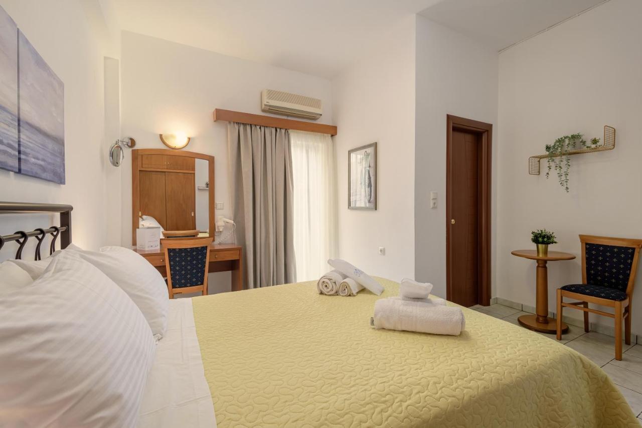 Grikos Hotel Patmos Town Bagian luar foto