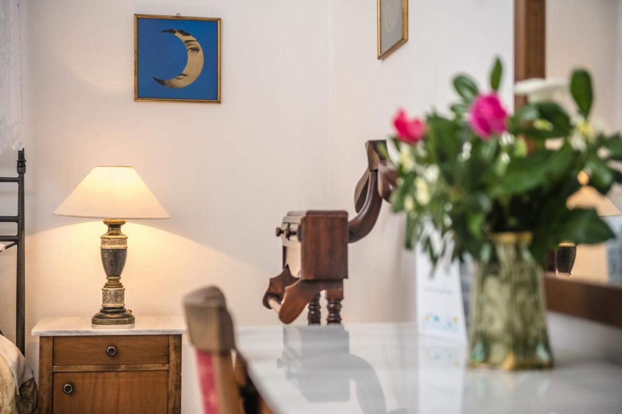 Grikos Hotel Patmos Town Bagian luar foto